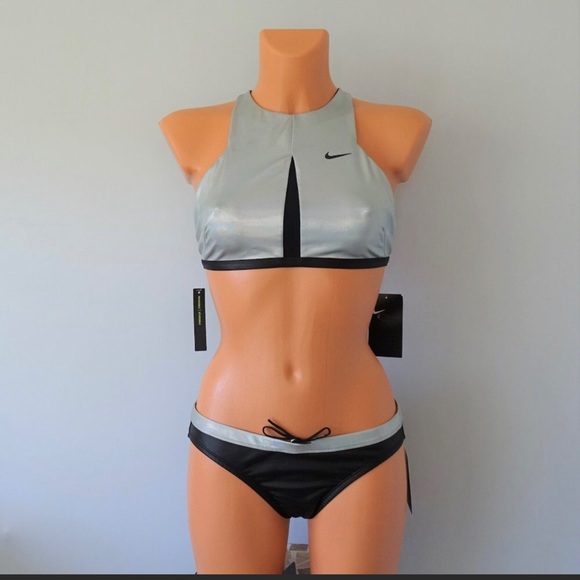 Nike Other - NIKE 2 PIECES FLASH BONDED HIGH NECK BIKINI.